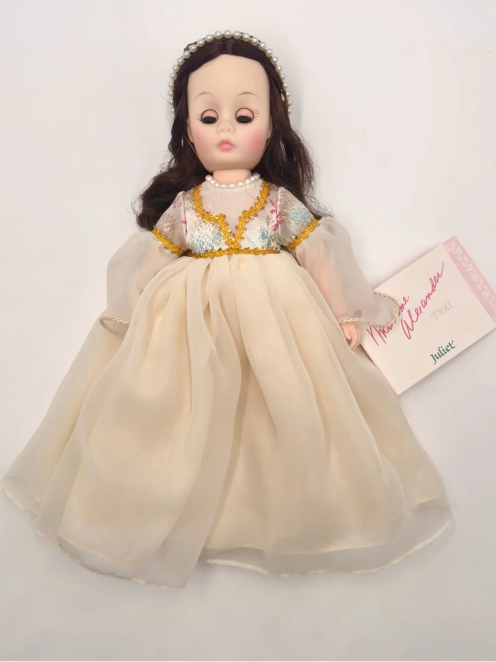 Madame Alexander Juliet Doll Model #1370, Romeo and Juliet Children's Series